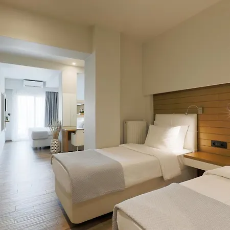 San Panteleimon 4*