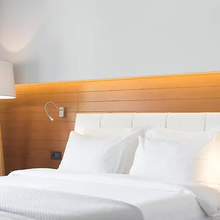 San Panteleimon فندق باراليا بانتالييمونوس