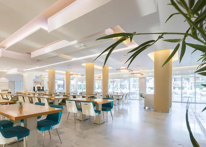 Hotel San Panteleimon 4*